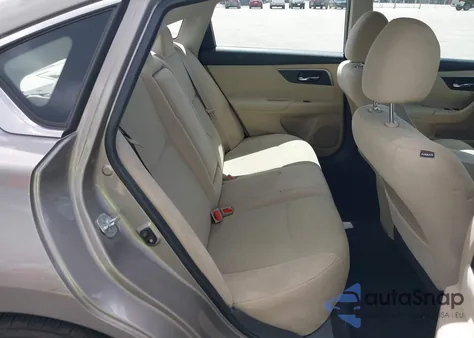 2015 Nissan Altima 2.5 S из США, поврежденный, VIN 1N4AL3AP1FN348772